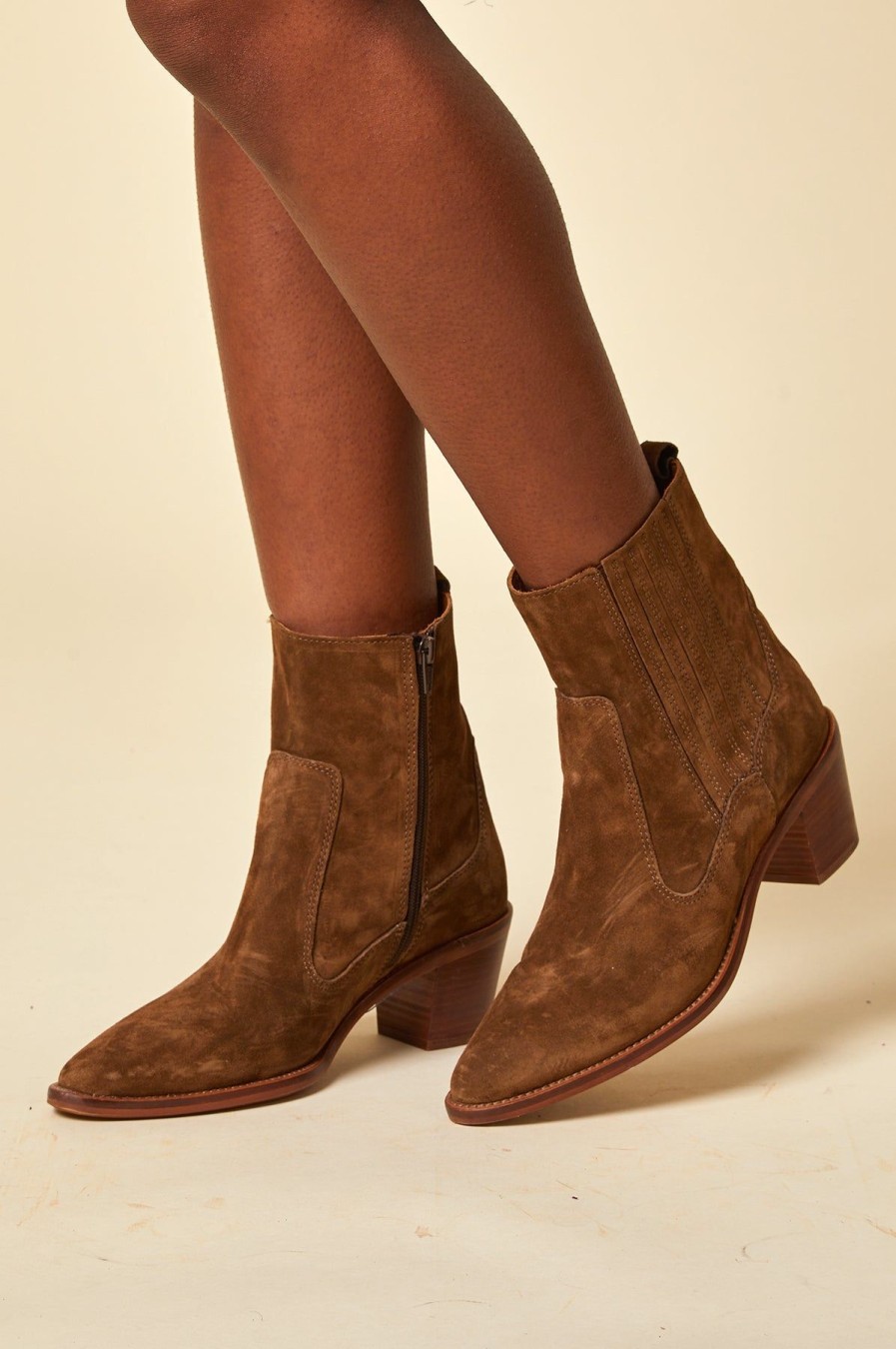 Womenm Aspiga Boots | Western Suede Boots