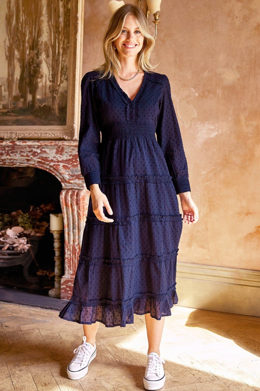 Womenm Aspiga Dresses | Viola Long Sleeve Dress