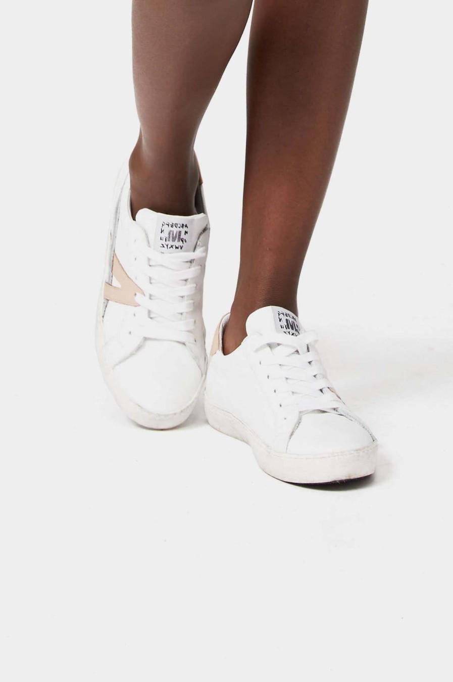 Womenm Aspiga Trainers | Leather Low-Top Trainers