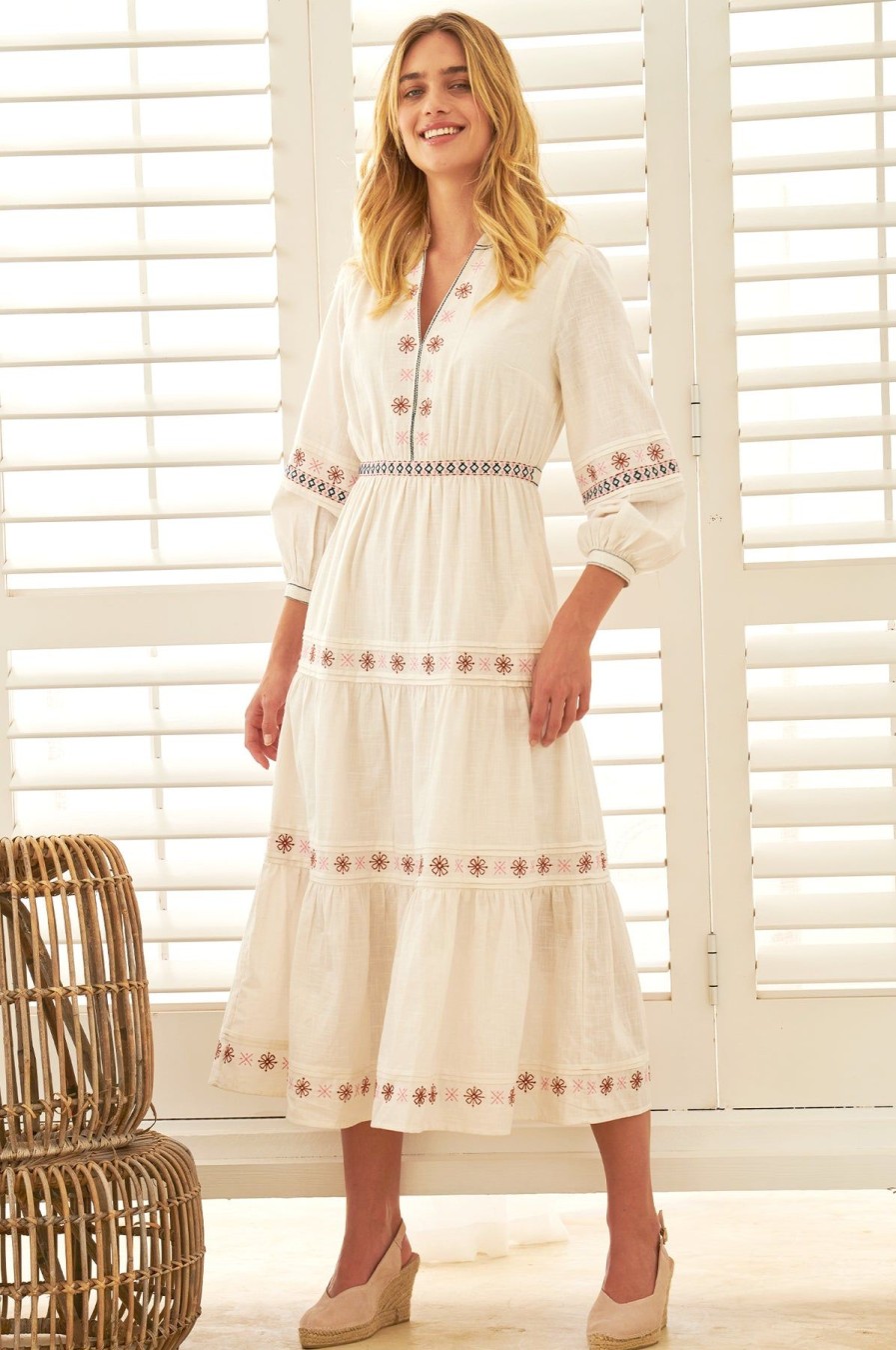 Womenm Aspiga Dresses | Cindy Embroidered Dress