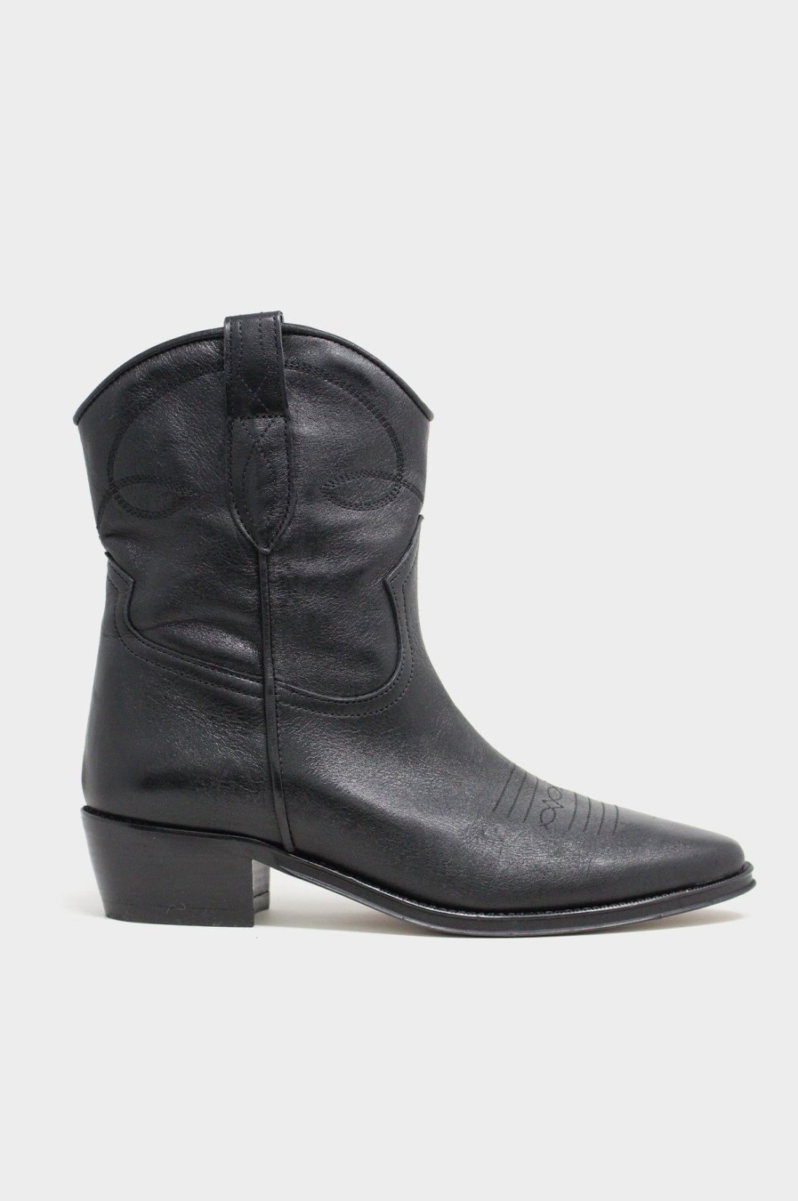 Womenm Aspiga Boots | Camilla Short Cowboy Boots