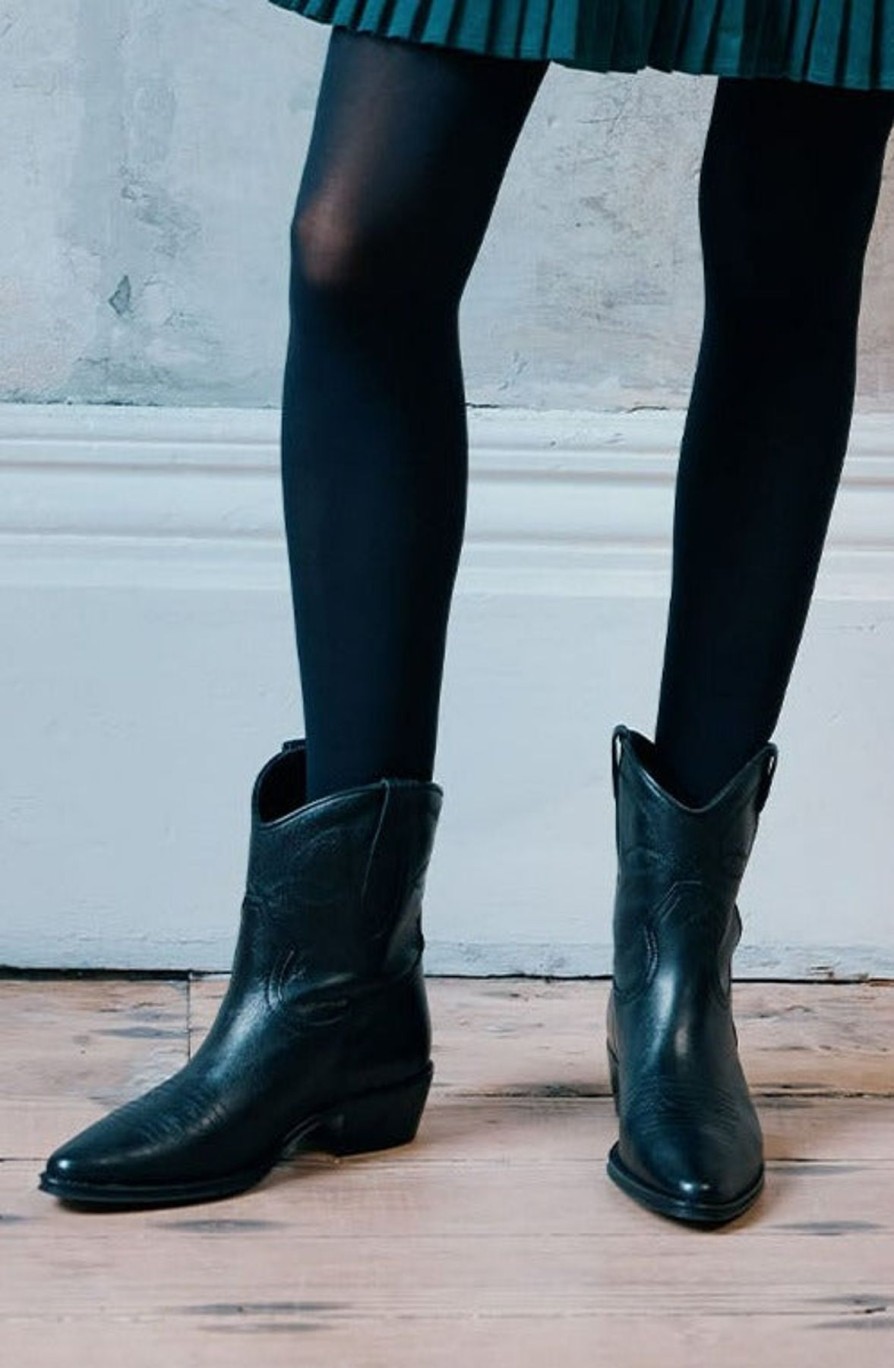 Womenm Aspiga Boots | Camilla Short Cowboy Boots