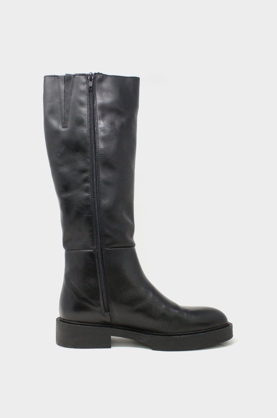 Womenm Aspiga Boots | Leather Knee High Flat Boots